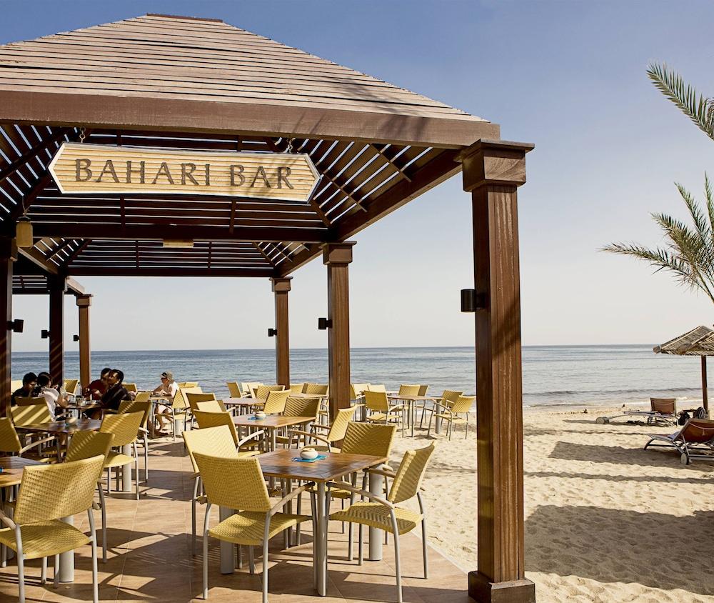 Miramar Al Aqah Beach Resort Εξωτερικό φωτογραφία Bahari Bar