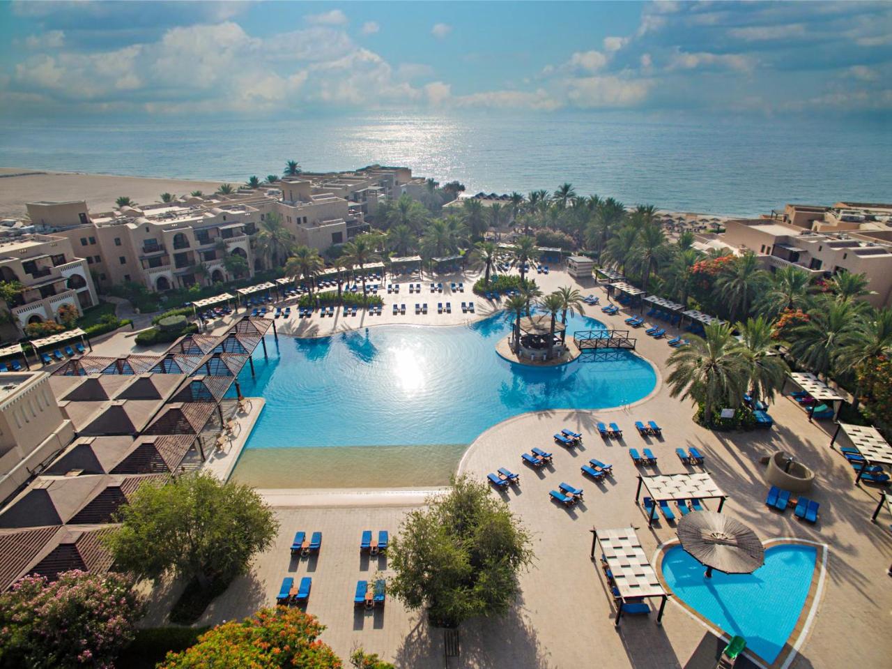 Miramar Al Aqah Beach Resort Εξωτερικό φωτογραφία Aerial view of the resort
